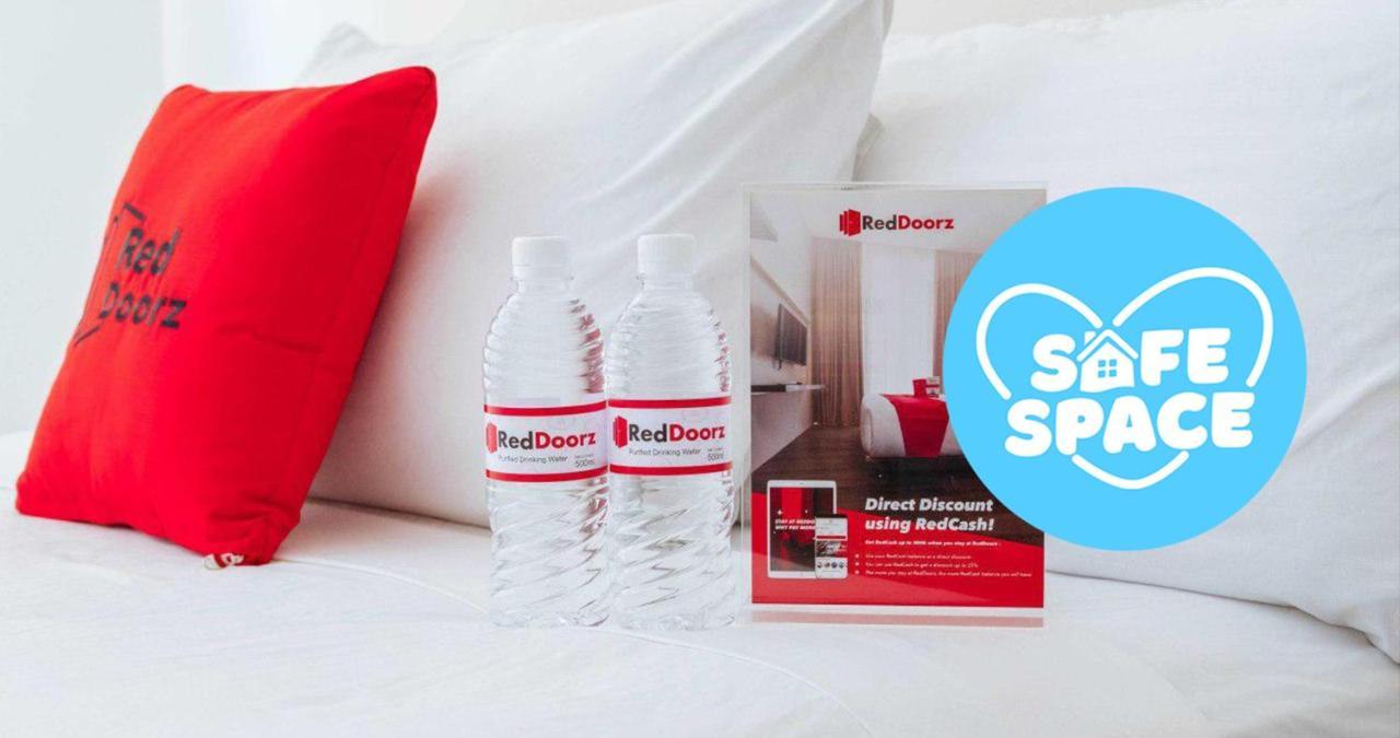 Reddoorz Plus Near Naia Expressway Pasay Eksteriør bilde